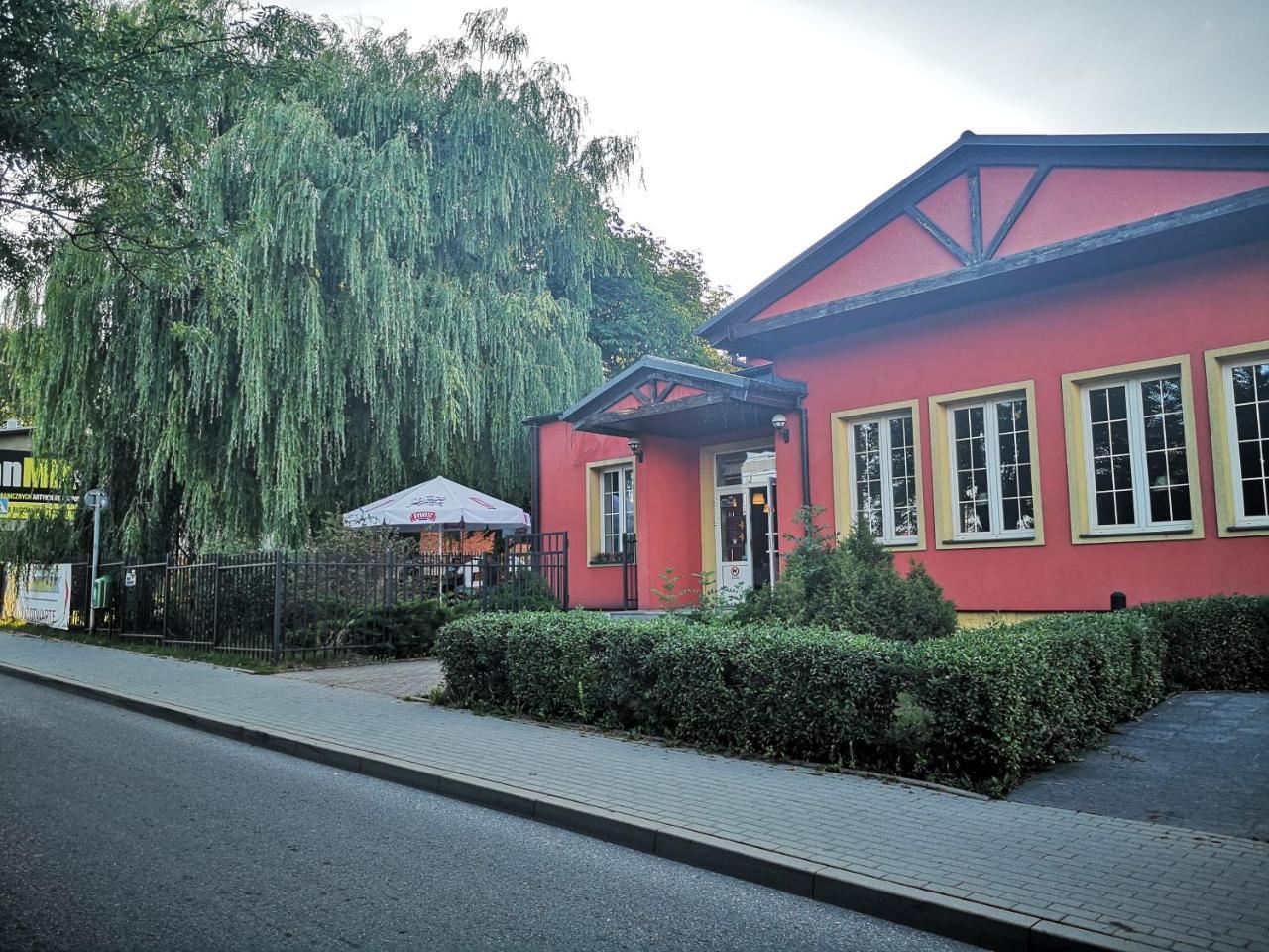 Hotel Gryf Kościerzyna Buitenkant foto