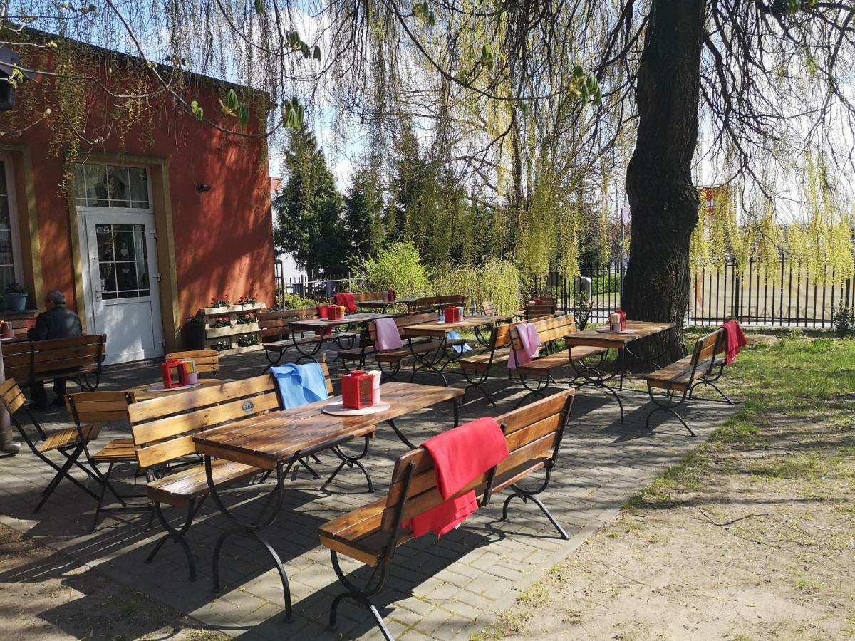 Hotel Gryf Kościerzyna Buitenkant foto