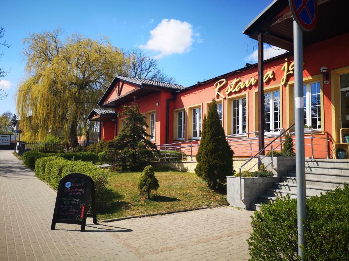 Hotel Gryf Kościerzyna Buitenkant foto
